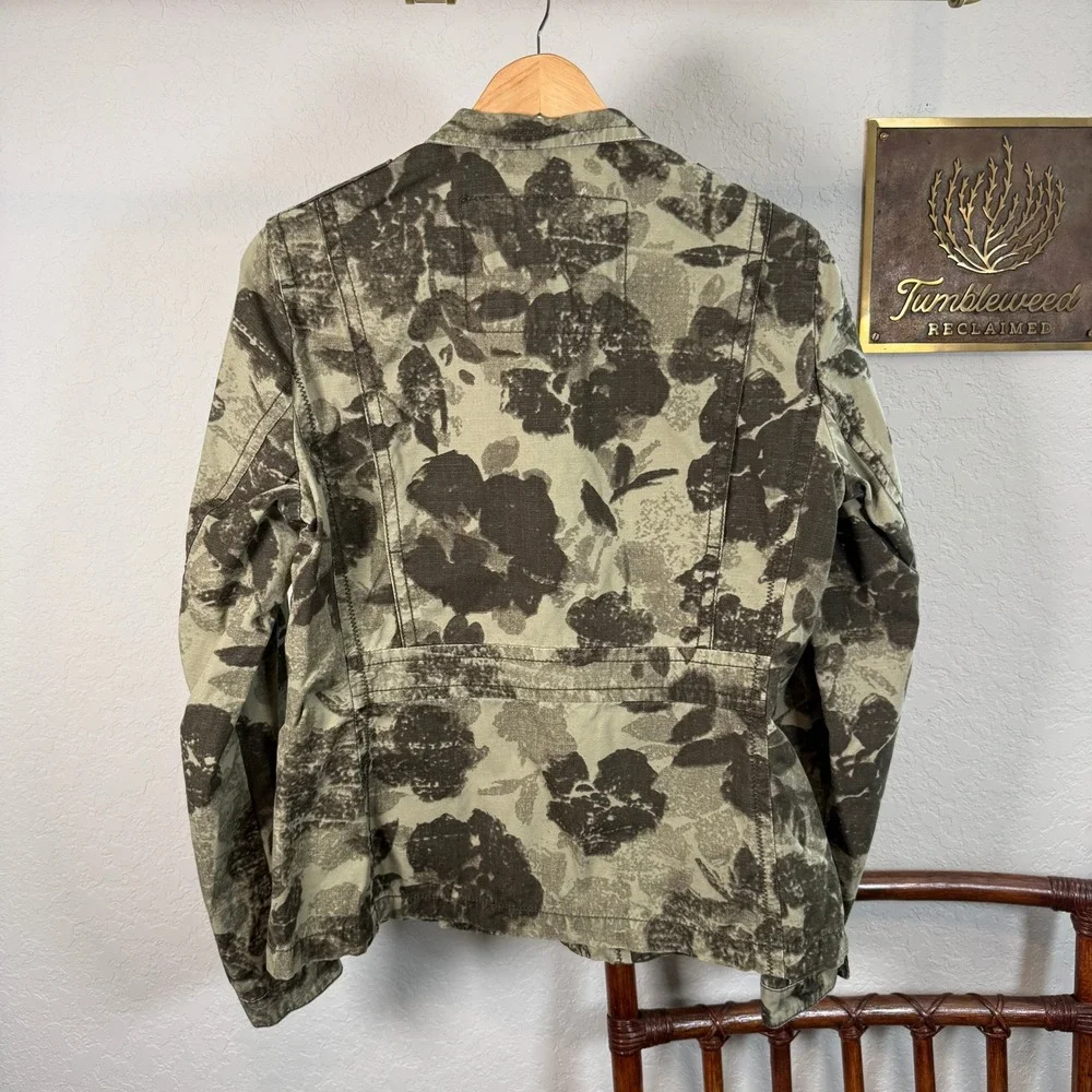 Eddie Bauer Women Medium Olive Green Floral Camo Military Utility Field Jacket